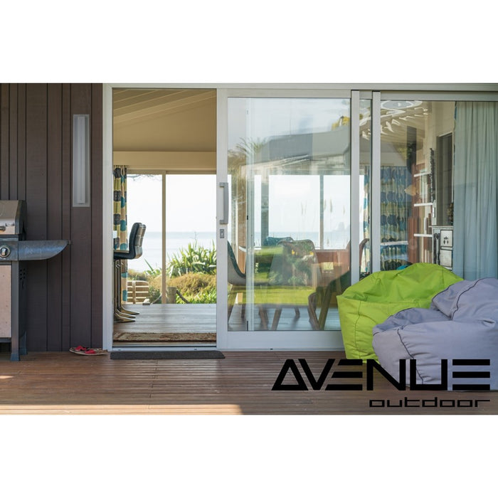 Avenue Lighting Avenue Outdoor AC LED 28" Outdoor Sconce, Silver