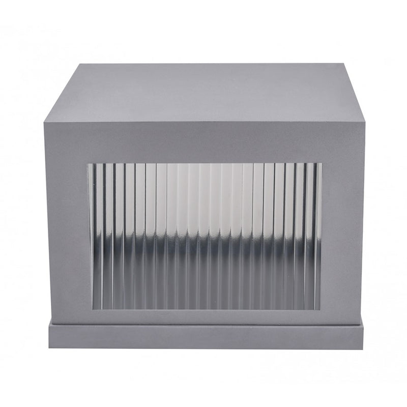 Avenue Lighting Avenue Outdoor 11in 1-Light Outdoor Sconce | Modern Silver Aluminum | Entryway & Covered Patio | 12 x 12 x 11 in | Model AV9904-SLV