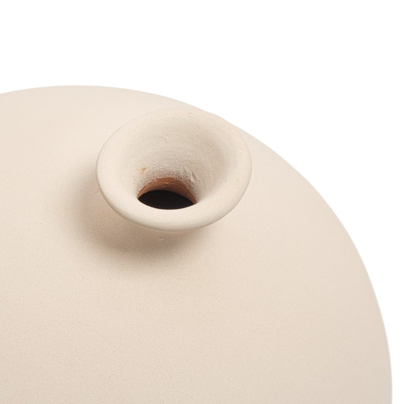 Atlas Lighting Cy Small Vase, White