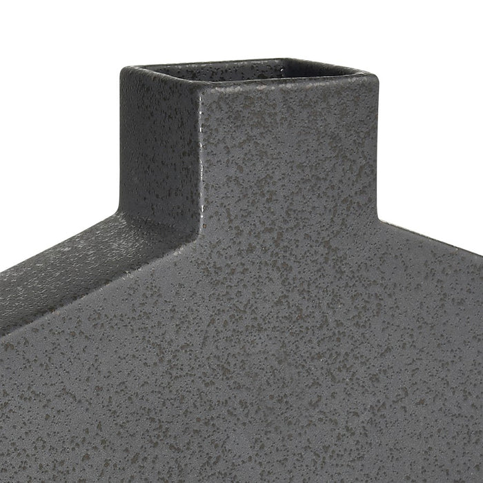 Atlas Lighting Drue Vase, Short Speckled Black