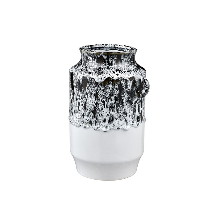 Atlas Lighting Gallemore Vase, Black/White Glazed