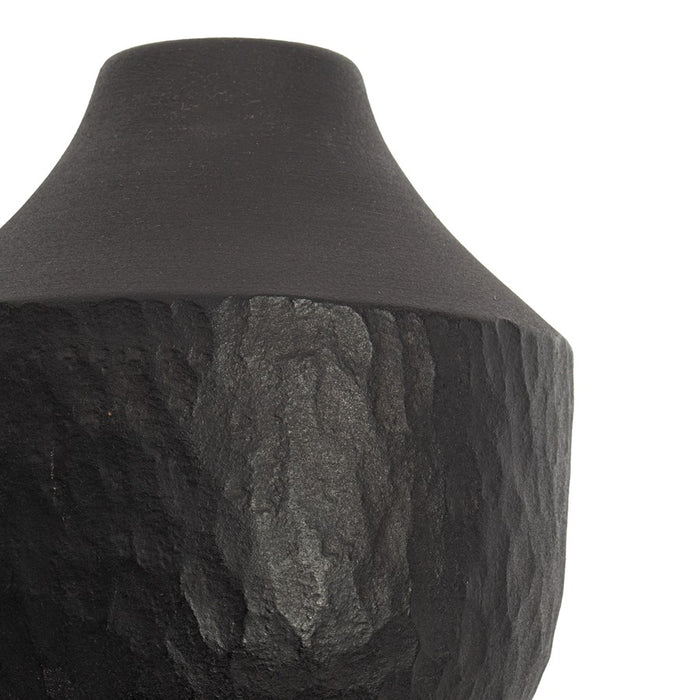 Atlas Lighting Shadow Small Vase, Matte Black