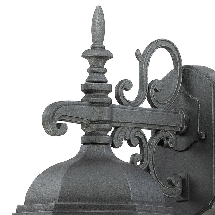 Atlas Lighting Covington 18'' High 1Lt Outdoor Sconce, Black/Clear
