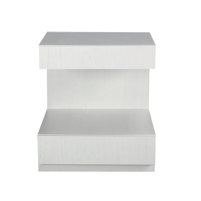 Atlas Lighting Checkmate Accent Table, White