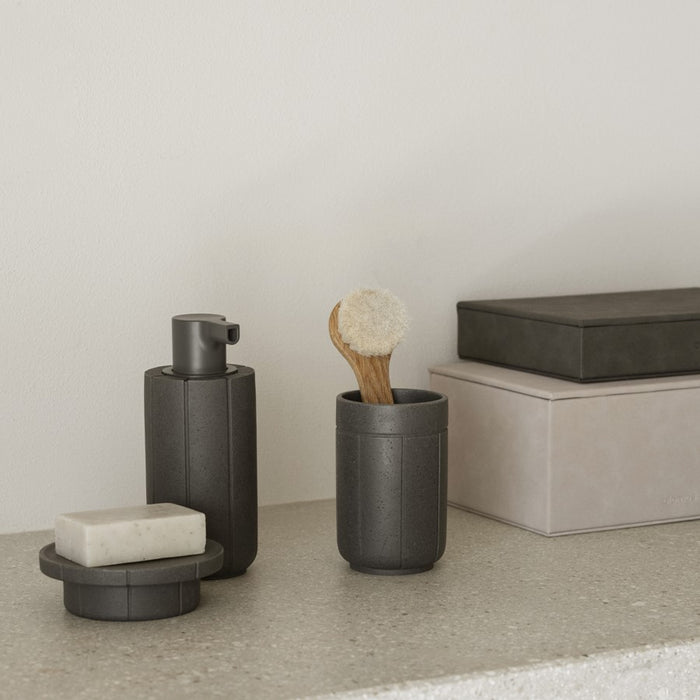 Blomus Kua Bathroom Tumbler, Cedar Wood
