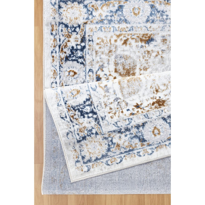 Conrad Home Cambridge 2'7" x 7' Trad Runner, Off-White Medallion