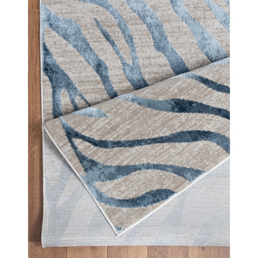 Conrad Home Concepts 5'3'' x 7'3'' Abstract Rug, Blue Animal Skin