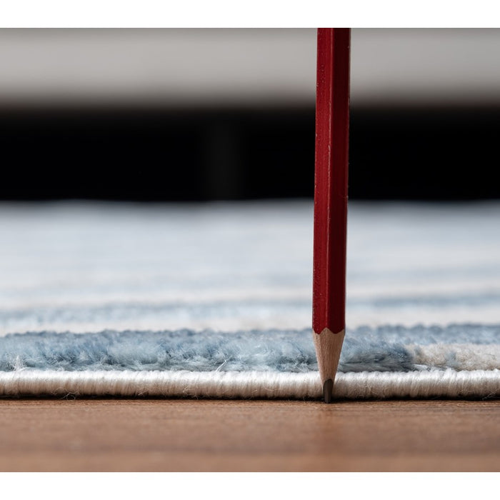 Conrad Home Concepts 5'3'' x 7'3'' Abstract Rug, Blue Animal Skin