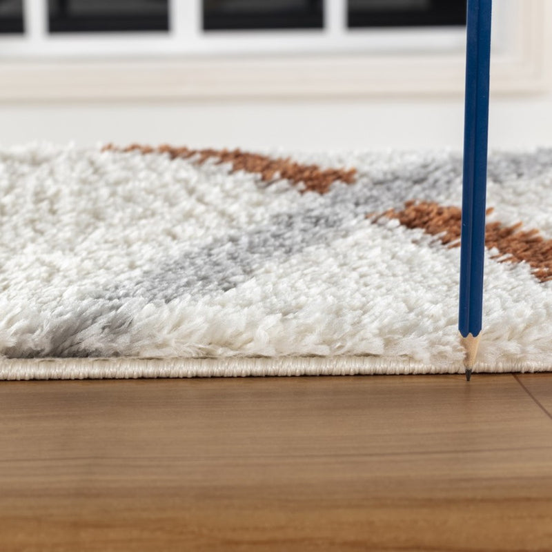 Conrad Home Cozy Shag 7'10" x 9'10" Shag Rug, Ivory Modern/Circles
