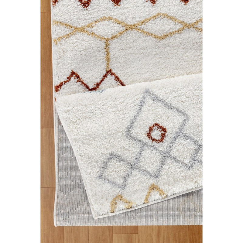 Conrad Home Cozy Shag 7'10" x 9'10" Area Rug, Ivory Geo/Diamonds