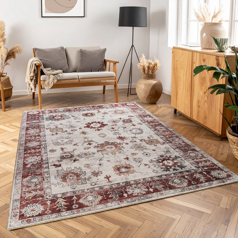 Haus Appeal Mansion 5'3'' x 7'3'' Area Rug, Red