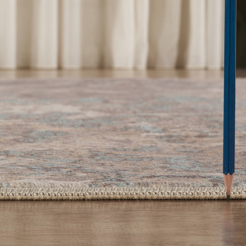Haus Appeal Vision 5'3'' x 7'3'' Area Rug, Turquoise