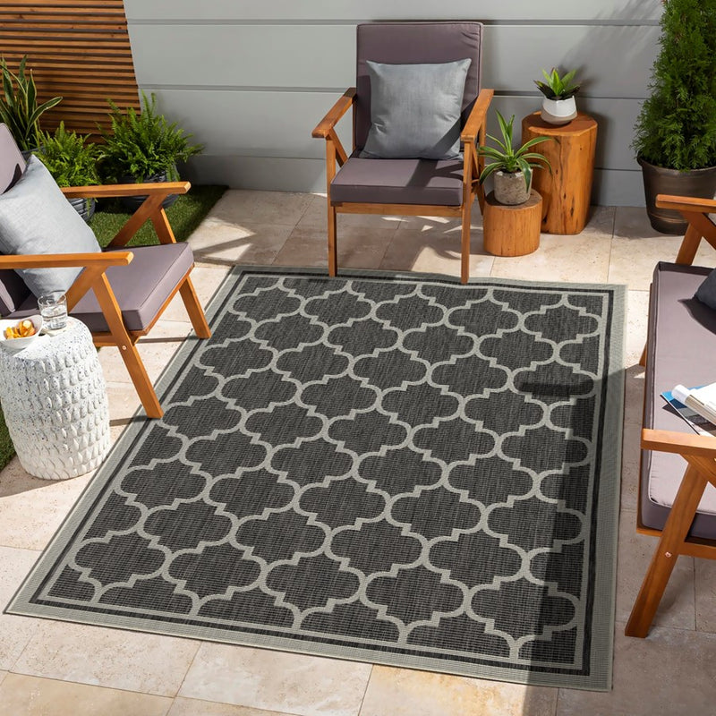 Conrad Home Harmony 7'10''x10'3'' Rug, Anthracite/White Trellis