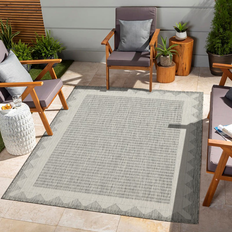 Conrad Home Harmony 5'3''x7'3'' Rug, Silver/White/Stripes/Geo