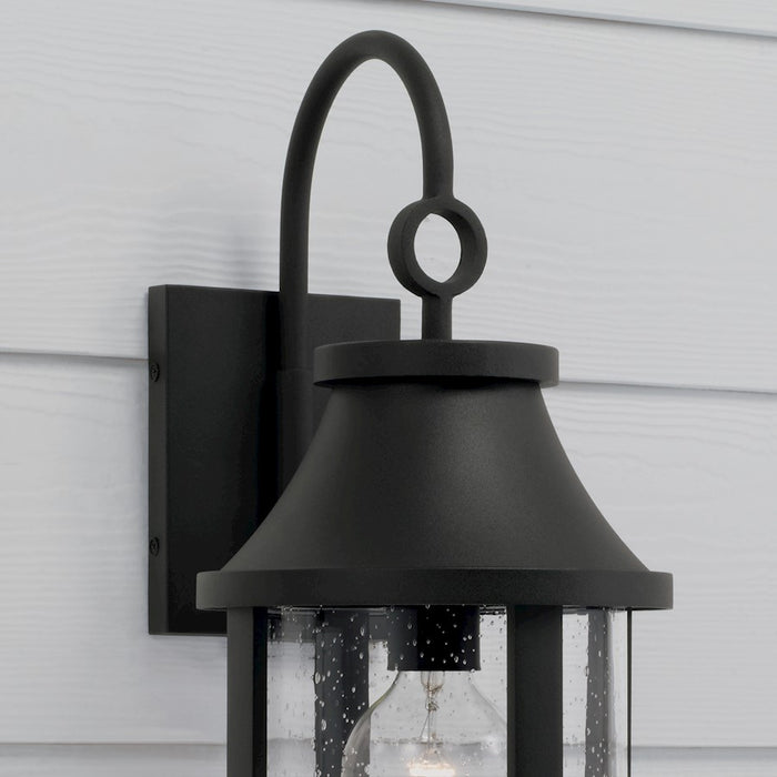 Capital Lighting Bridger 1Lt Outdoor Wall Lantern, Black/Clear Seeded