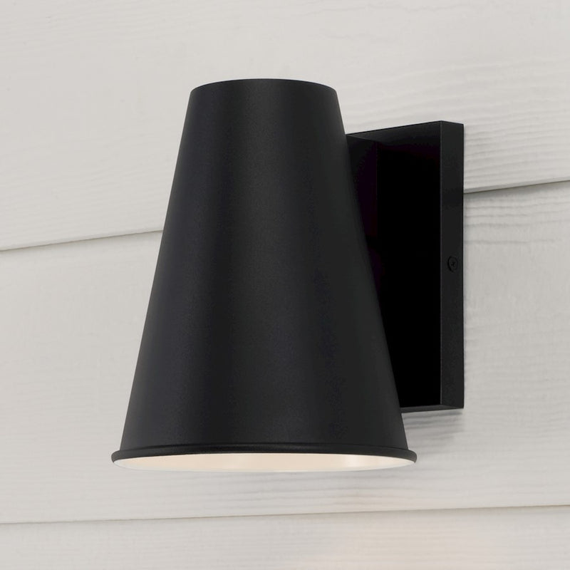 Capital Lighting Yardley 1Lt 7" Outdoor Wall Lantern, Black/White