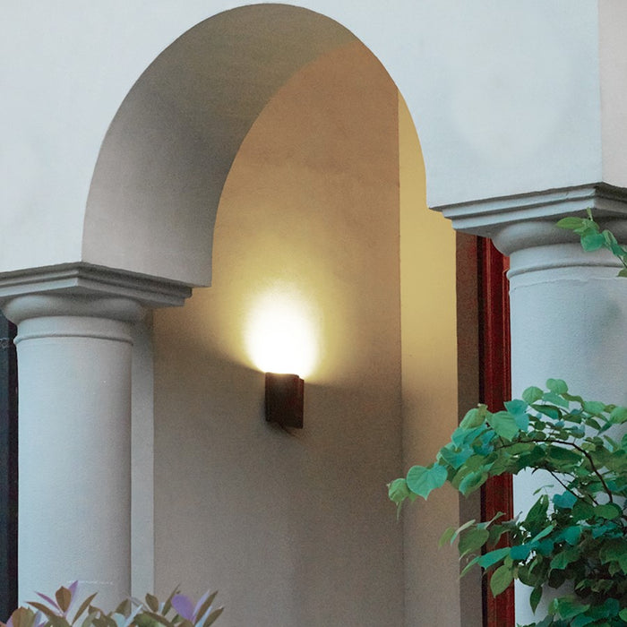 Eurofase Haven LED Outdoor Wall Mount, Marine Grey/Frost PC