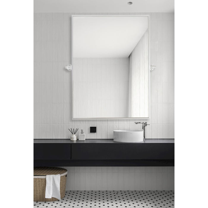 Elegant Decor Everly Rectangle Pivot Mirror 24X32", Silver