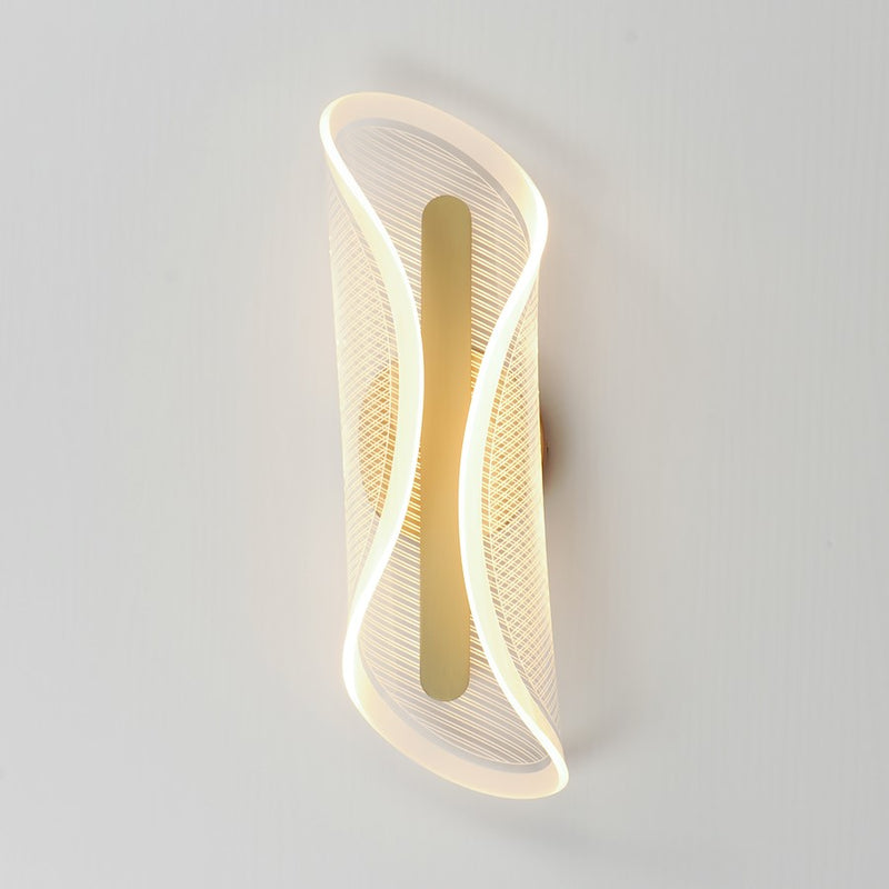 ET2 Lighting Manta 1Lt 17" LED Wall Sconce, Gold/Clear Ribbed
