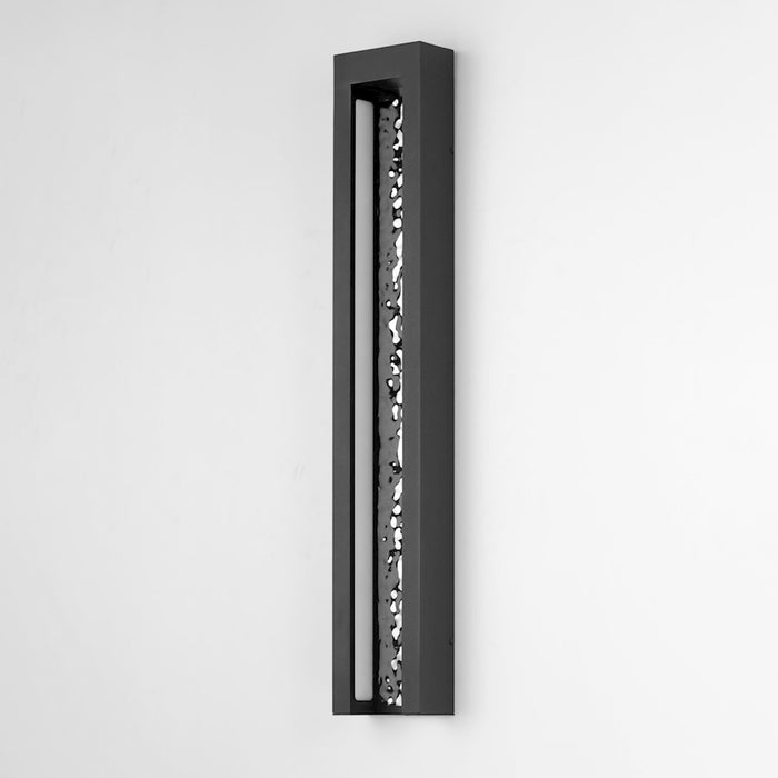 ET2 Lighting Liquid 2Lt 30" LED Outdoor Sconce, Black/Ripple