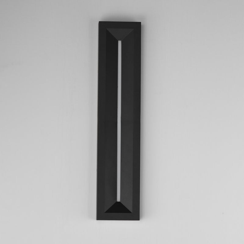 ET2 Lighting Fosso 1 Light 23.5" Outdoor Wall Mount, Black