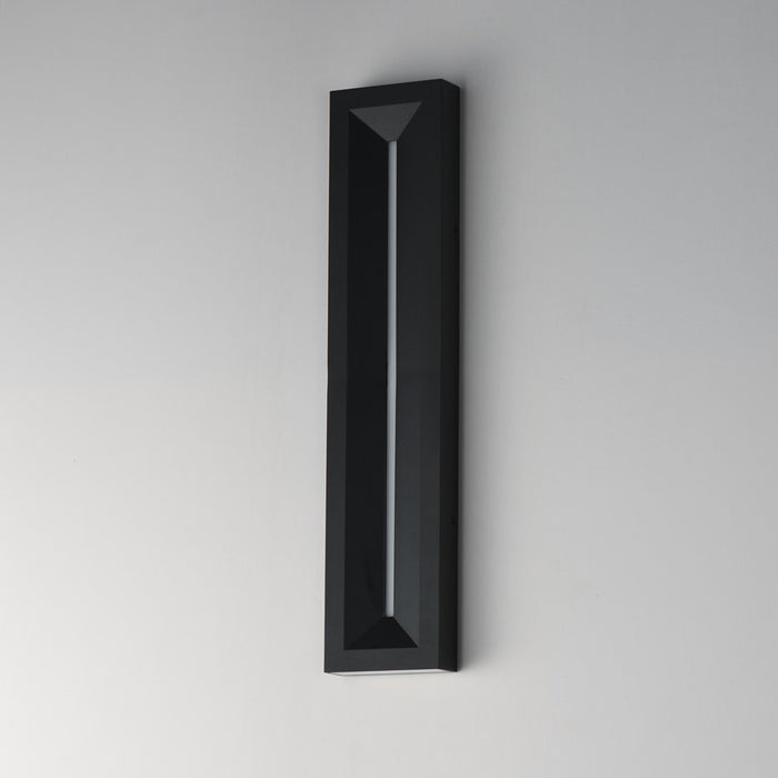 ET2 Lighting Fosso 1 Light 23.5" Outdoor Wall Mount, Black