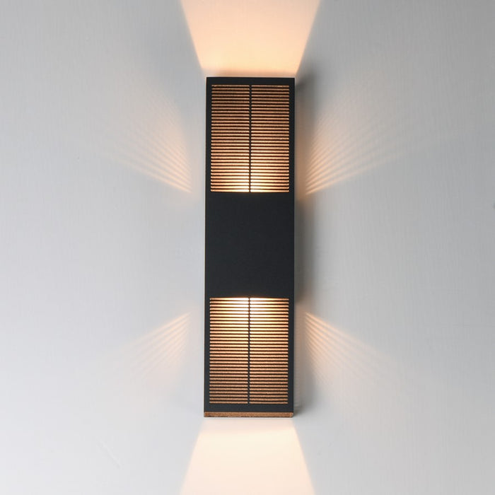 ET2 Lighting Grate 2-Light 24" LED Outdoor Wall Sconce, Black