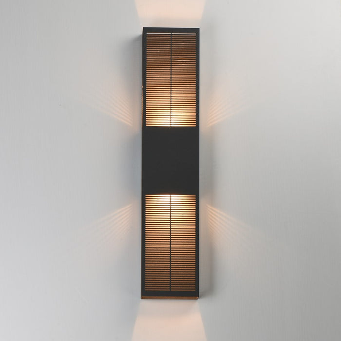 ET2 Lighting Grate 2Lt 30" LED Outdoor Wall Sconce, Bronze