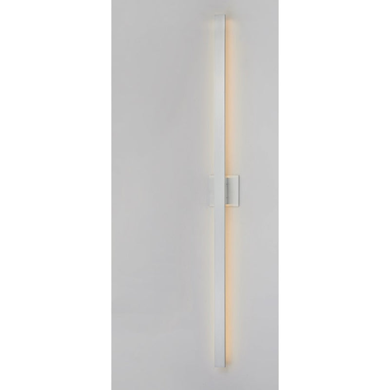 ET2 Lighting Alumilux Sconce Outdoor Wall Mount in Satin Aluminum