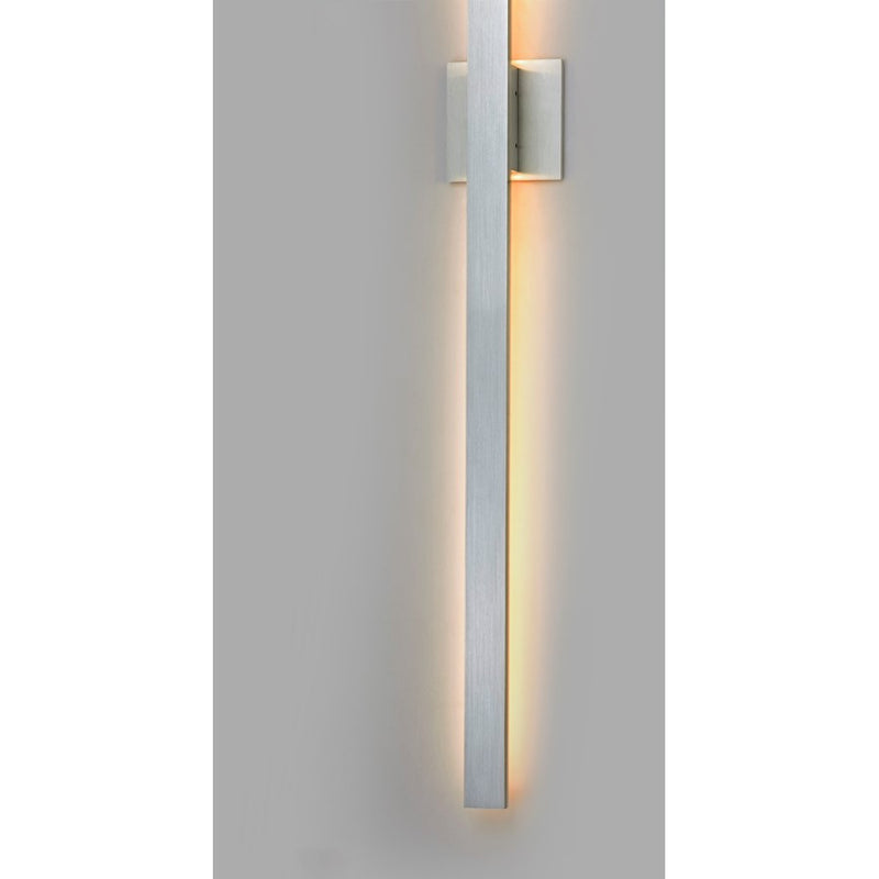 ET2 Lighting Alumilux Sconce Outdoor Wall Mount in Satin Aluminum
