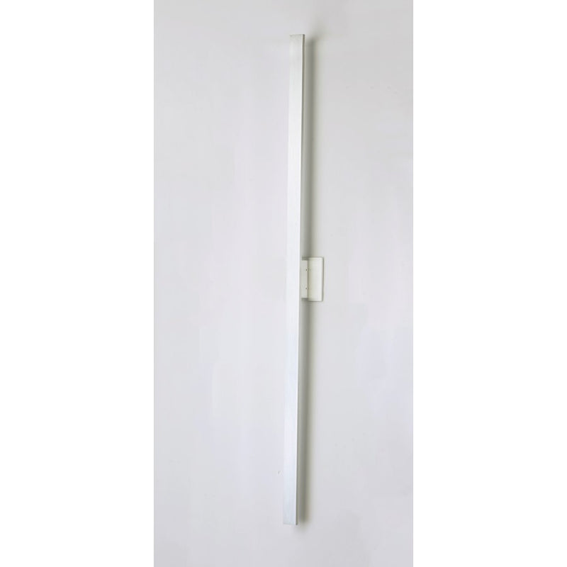 ET2 Lighting Alumilux Sconce Outdoor Wall Mount in Satin Aluminum