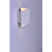 ET2 Lighting 8.5' x 7' Alumilux LED Outdoor Wall Sconce, White