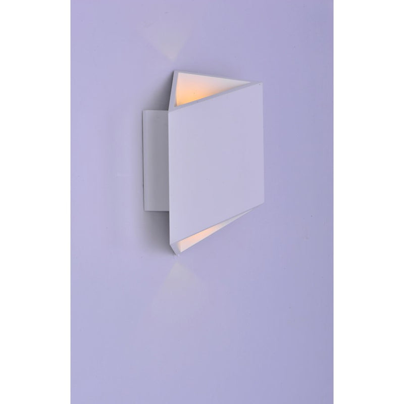 ET2 Lighting 8.5' x 7' Alumilux LED Outdoor Wall Sconce, White