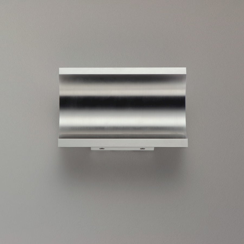 ET2 Alumilux 8in 1-Light LED Outdoor Wall Sconce | Modern Satin Aluminum | Entryway & Covered Patio | 7.88 x 5.7 in | Model E41485-SA