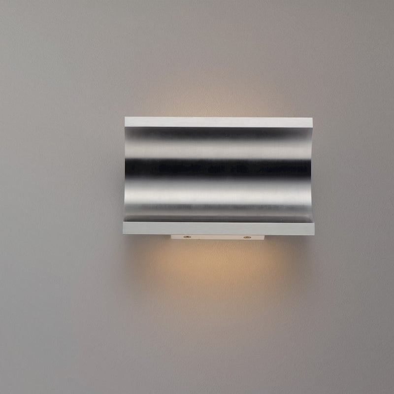 ET2 Alumilux 8in 1-Light LED Outdoor Wall Sconce | Modern Satin Aluminum | Entryway & Covered Patio | 7.88 x 5.7 in | Model E41485-SA