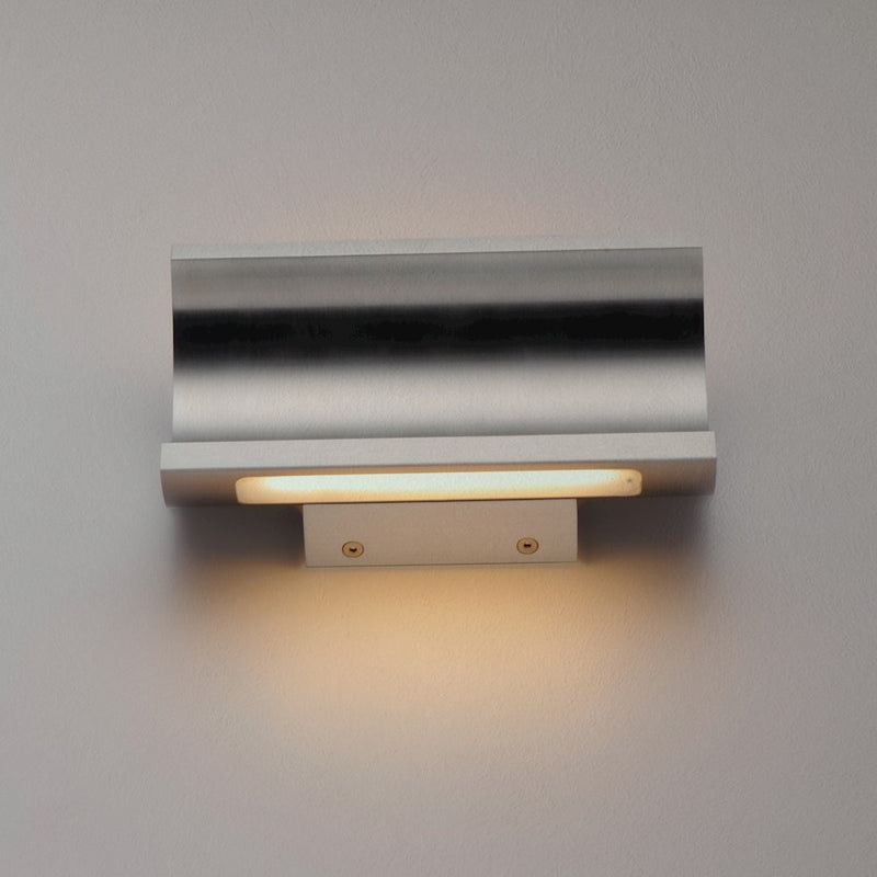 ET2 Alumilux 8in 1-Light LED Outdoor Wall Sconce | Modern Satin Aluminum | Entryway & Covered Patio | 7.88 x 5.7 in | Model E41485-SA