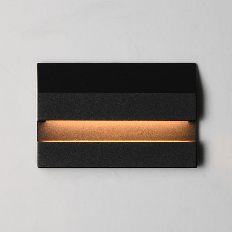 ET2 Brink 5in 1-Light Step Light | Modern Matte Black Aluminum | Outdoor Stairs & Pathway | 5 x 3.25 in | Model E41510-BK