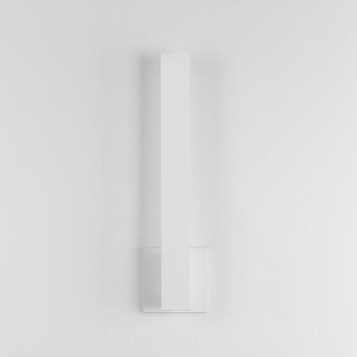 ET2 Lighting Alumilux 1Lt 5CCT 18" LED Outdoor Sconce, White