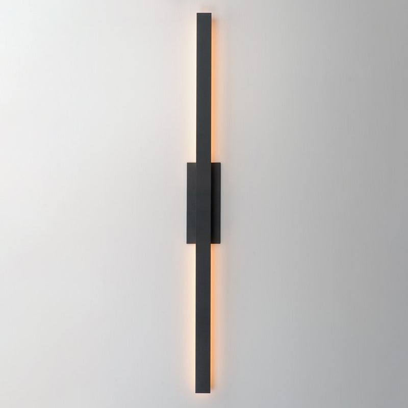 ET2 Lighting Alumilux 2Lt 5CCT 51" LED Outdoor Sconce, Black