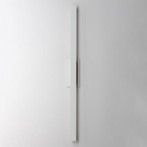 ET2 Lighting Alumilux 2Lt 5CCT 51" LED Outdoor Sconce, White