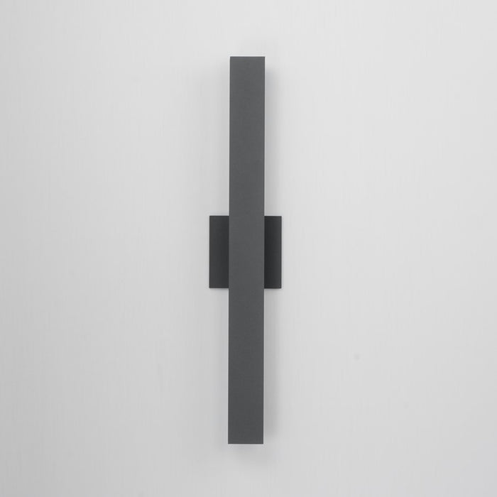 ET2 Lighting Alumilux SideLine 2Lt 24" LED Outdoor Sconce, Bronze