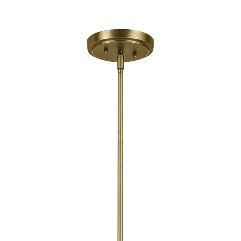 Kichler Winslow 8 Light Chandelier 1 Tier Small, Brass/Clear Seeded