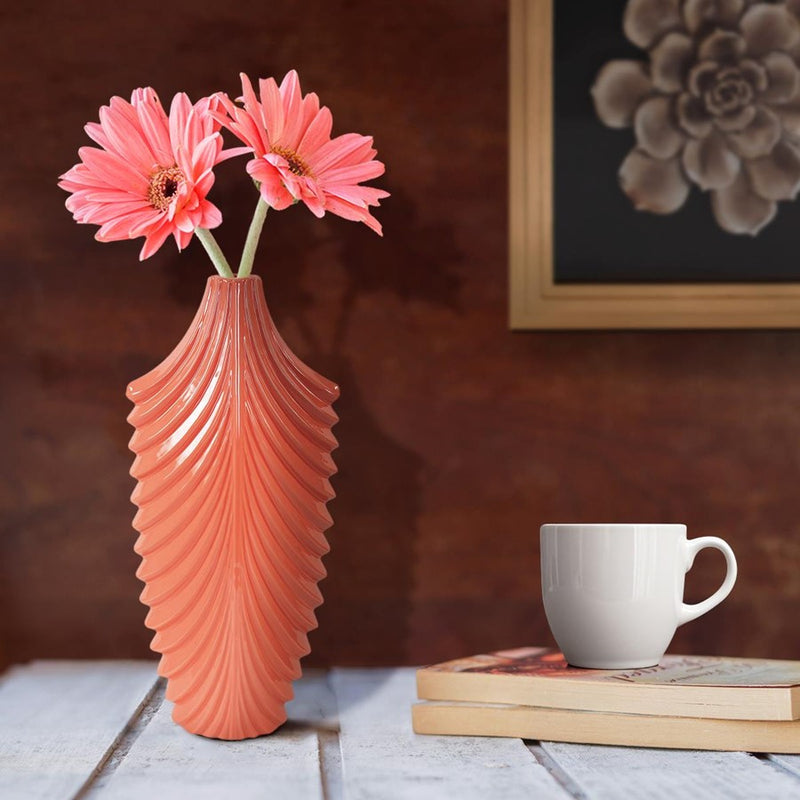 Howard Elliott Coral Reef Vase/Short, Coral