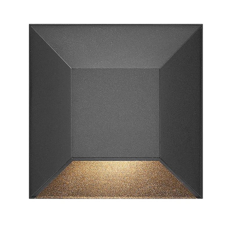 Hinkley Lighting Nuvi LED Light Landscape Deck/Patio