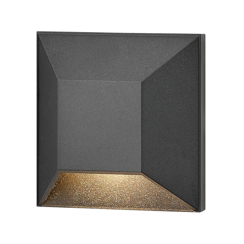 Hinkley Lighting Nuvi LED Light Landscape Deck/Patio