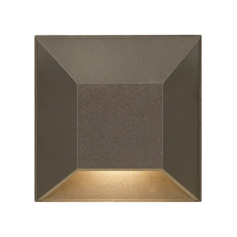 Hinkley Lighting Nuvi LED Light Landscape Deck/Patio