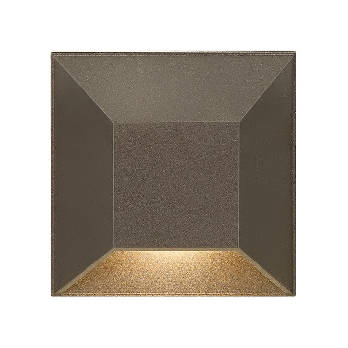 Hinkley Lighting Nuvi LED Light Landscape Deck/Patio