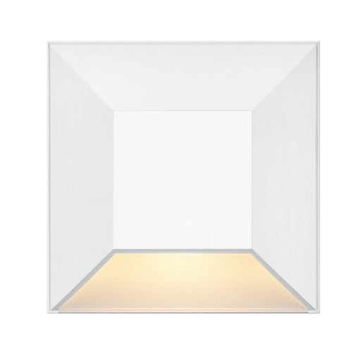 Hinkley Lighting Nuvi LED Light Landscape Deck/Patio