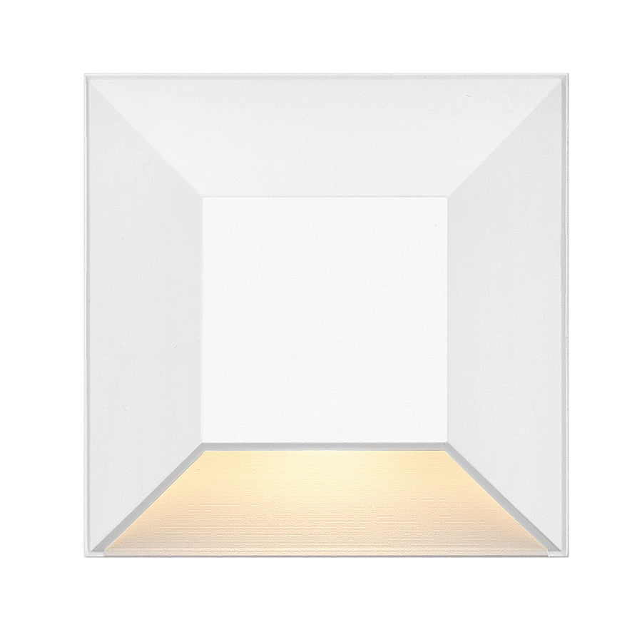 Hinkley Lighting Nuvi LED Light Landscape Deck/Patio