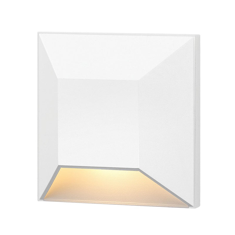 Hinkley Lighting Nuvi LED Light Landscape Deck/Patio